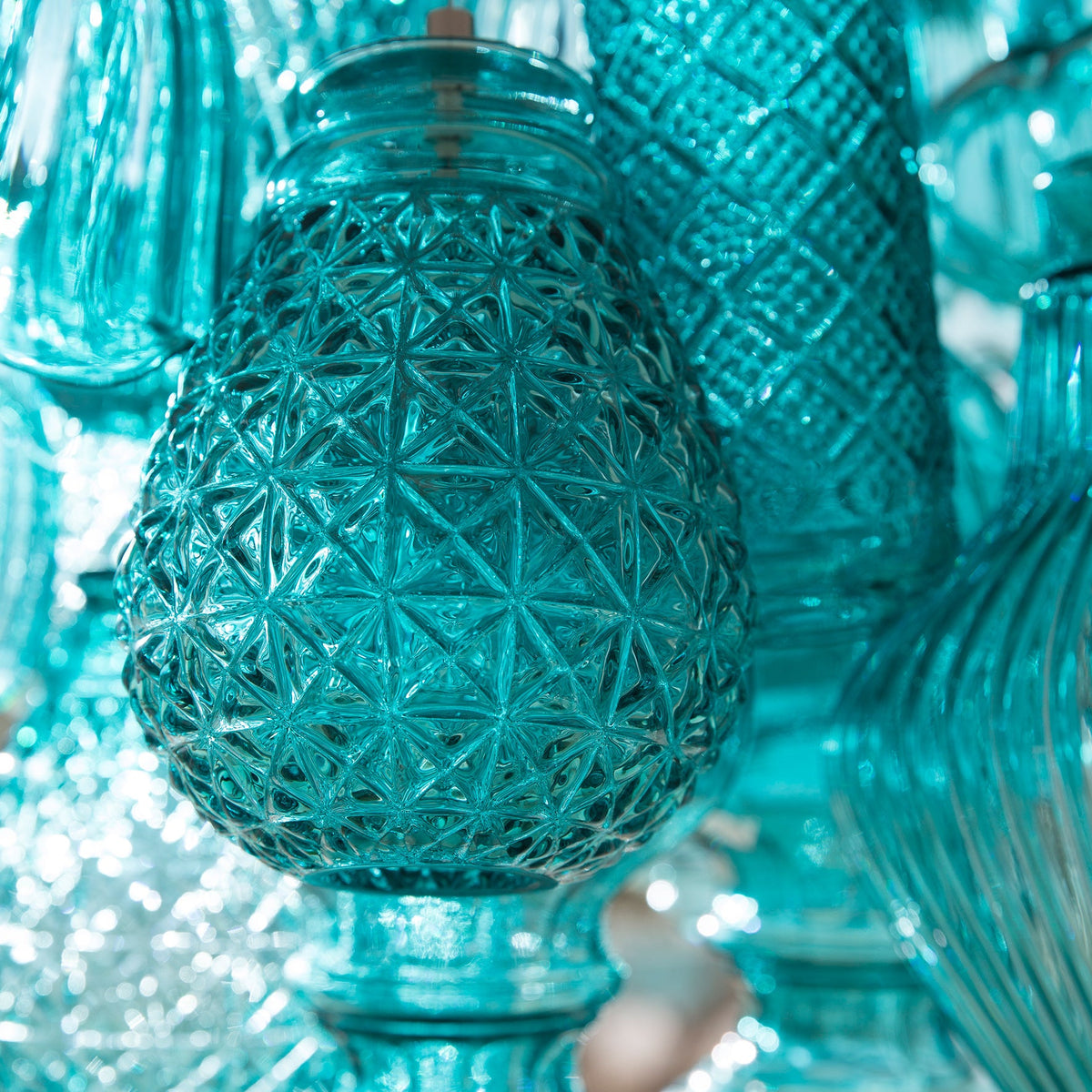 Ceraunavolta Chandelier