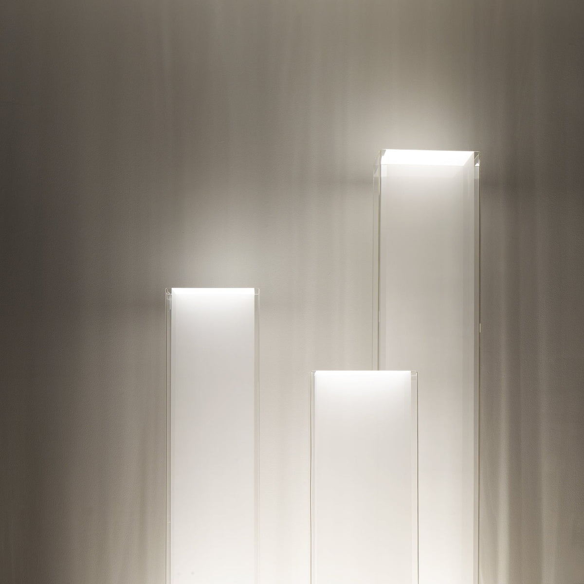 Cortina Table Lamp